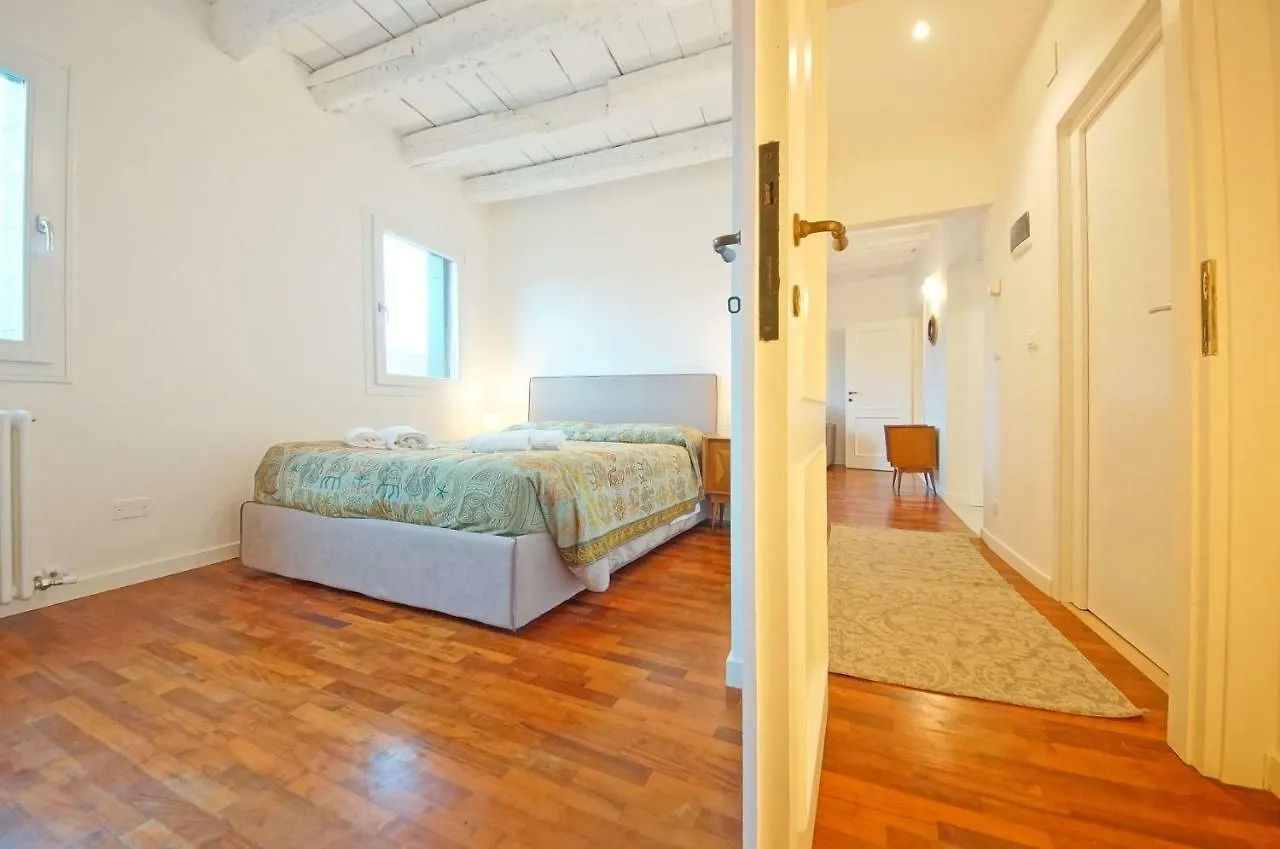Dolcevita Apartments N 396 Venice 0*,